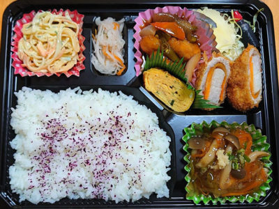 すがちゃんの味　旨いや　日替わり弁当