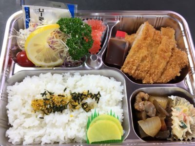 トンカツ弁当